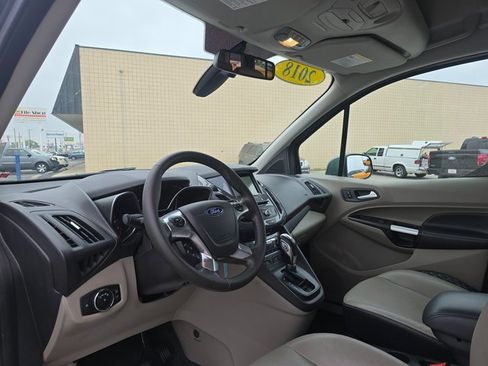 Used 2018 Ford Transit Connect Titanium image 12