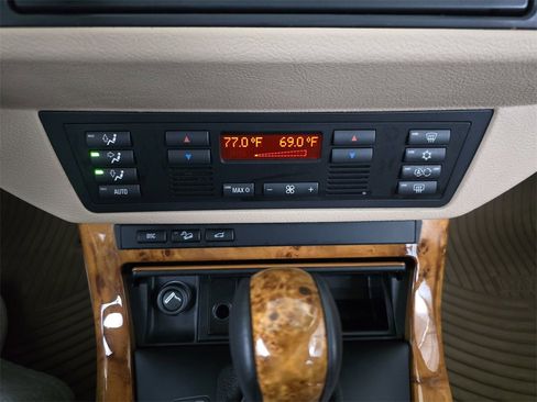 Used 2003 BMW X5 3.0i image 23