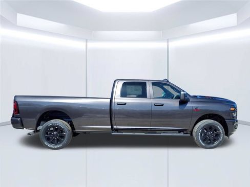 New 2026 RAM 2500 Tradesman AWD/4WD image 23