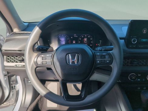 Certified 2023 Honda Accord LX image 11