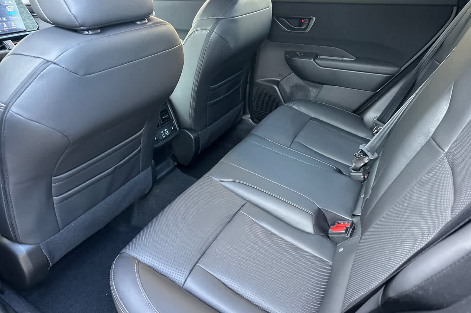 New 2026 Subaru Outback Limited AWD/4WD image 11