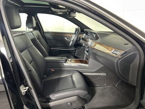 Used 2014 Mercedes-Benz E 350 4MATIC Wagon image 25
