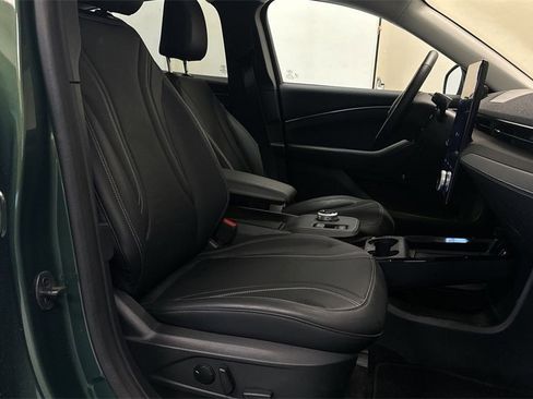 Certified 2024 Ford Mustang Mach-E Premium image 20