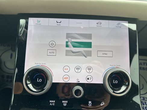 Used 2018 Land Rover Range Rover Velar R-Dynamic HSE image 25