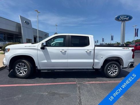 Used 2023 Chevrolet Silverado 1500 LT AWD/4WD image 4