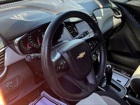 Used 2020 Chevrolet Trax LS w/ Tint and Cruise Package image 13