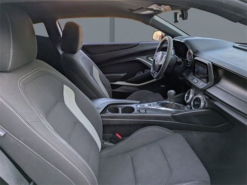 Used 2021 Chevrolet Camaro LT w/ 1LE Track Performance Package image 14