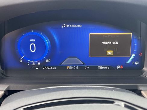Used 2021 Ford Explorer Platinum w/ Premium Technology Package RWD image 46