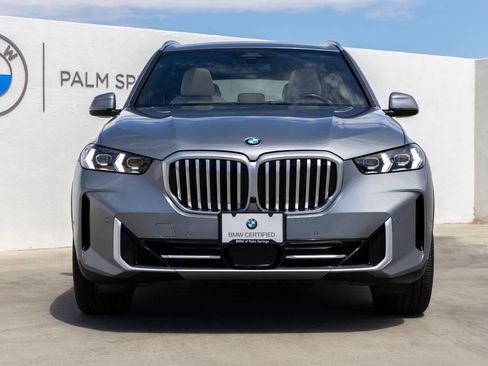 Certified 2024 BMW X5 sDrive40i w/ Premium Package RWD image 4