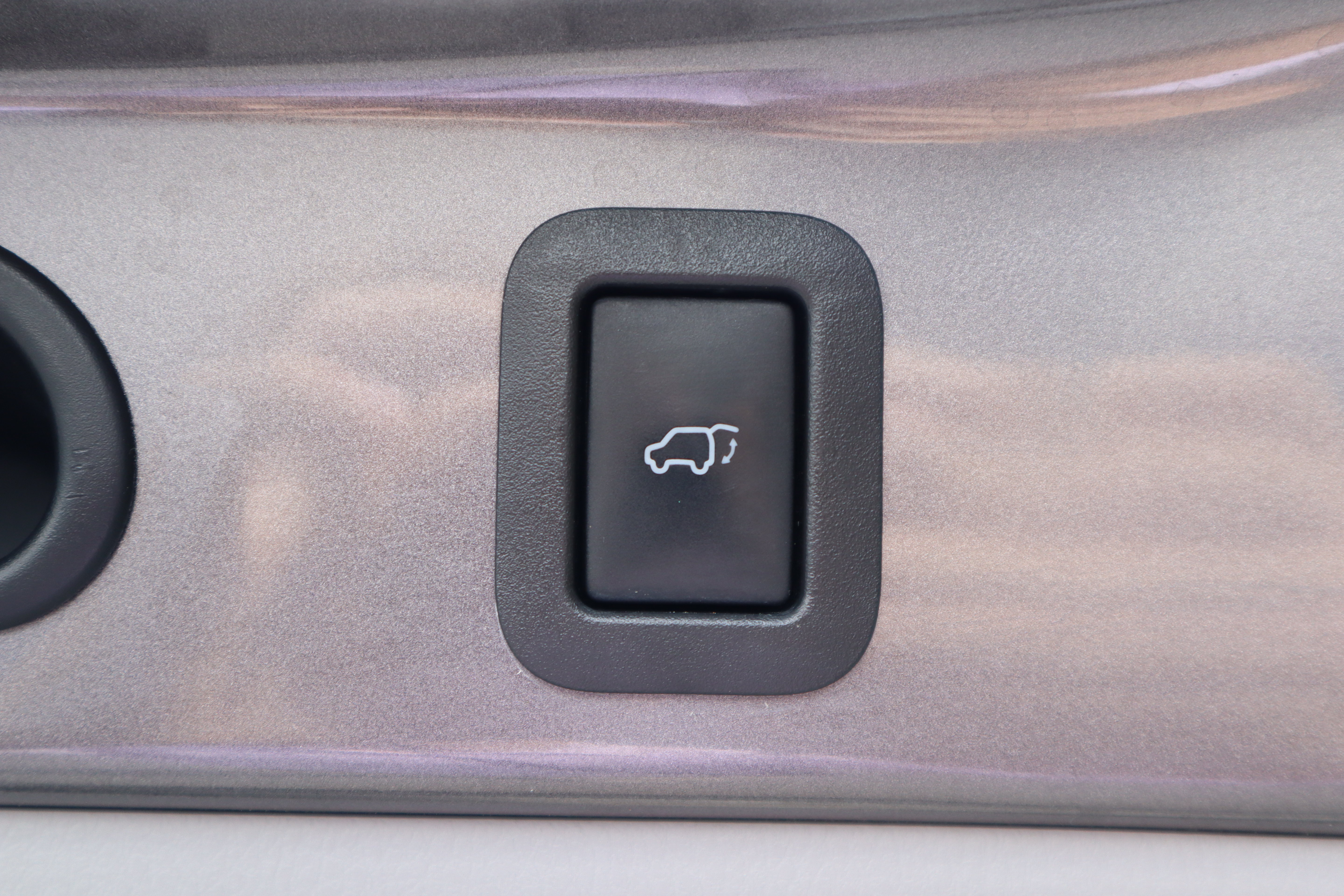 Used 2015 Toyota Highlander XLE FWD image 34