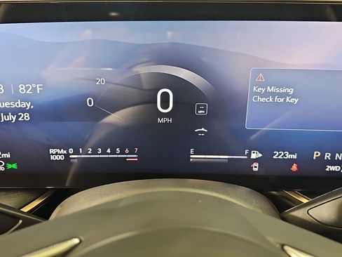 Used 2025 Buick Envision Avenir AWD/4WD image 22