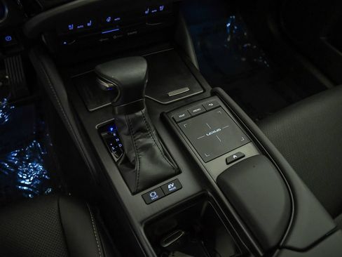 Used 2022 Lexus ES 300h w/ Premium Package FWD image 21