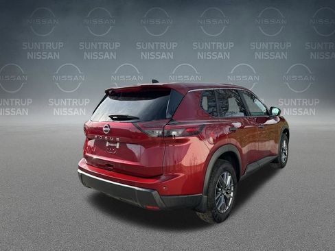 Used 2025 Nissan Rogue S FWD image 37