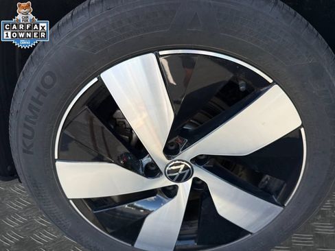 Used 2025 Volkswagen Taos S AWD/4WD image 21