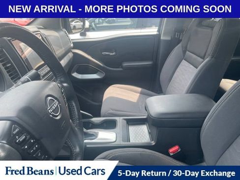 Used 2023 Nissan Frontier SV w/ SV Convenience Package AWD/4WD image 12