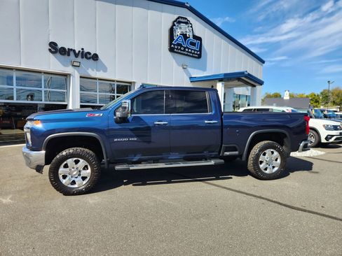 Used 2020 Chevrolet Silverado 2500 LTZ w/ LTZ Plus Package image 8