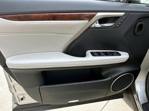 Used 2018 Lexus RX 350L AWD image 11