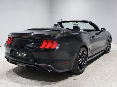 Used 2020 Ford Mustang Premium image 9