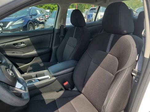 Certified 2024 Nissan Sentra SV FWD image 18