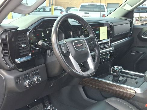 Used 2022 GMC Sierra 1500 Elevation w/ Elevation Premium Package image 10