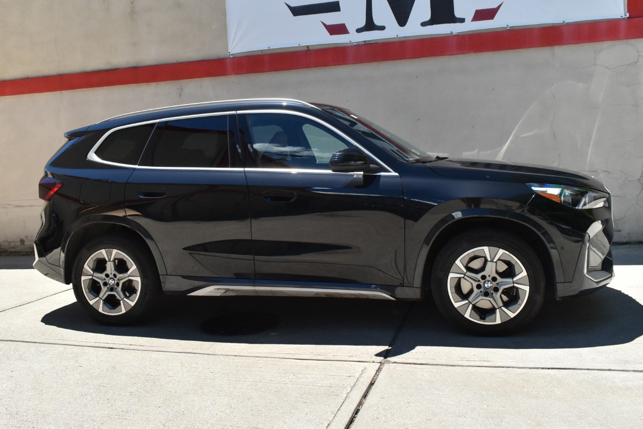 Used 2026 BMW X1 xDrive28i AWD/4WD image 9