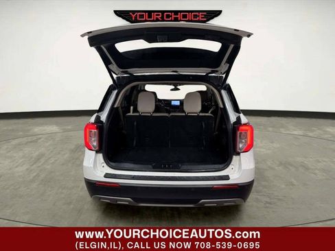 Used 2020 Ford Explorer XLT w/ Equipment Group 202A AWD/4WD image 5