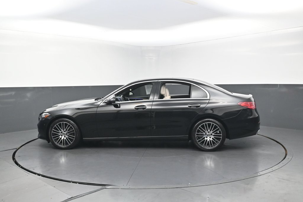 Used 2025 Mercedes-Benz C 300 4MATIC Sedan w/ Exclusive Trim Package image 10