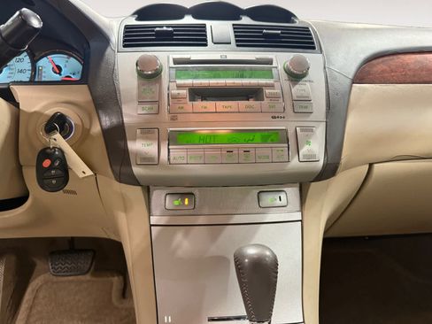 Used 2006 Toyota Solara SLE image 12