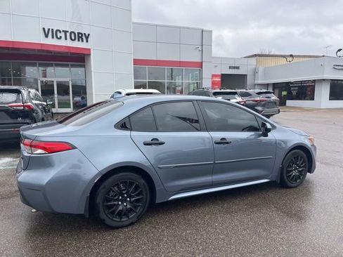 Used 2024 Toyota Corolla LE image 4