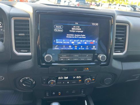 Used 2024 Nissan Frontier SL w/ Technology Package AWD/4WD image 34