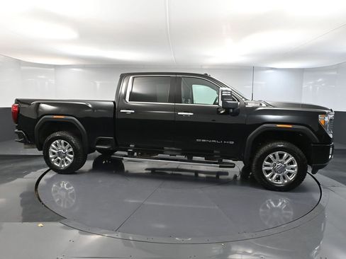 Used 2023 GMC Sierra 2500 Denali w/ Technology Package image 4