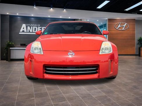 Used 2006 Nissan 350Z Touring RWD image 3
