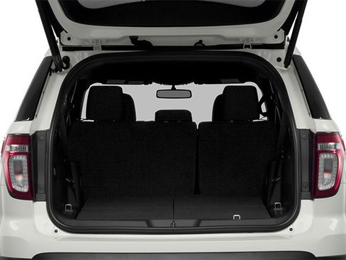 Used 2014 Ford Explorer XLT w/ Equipment Group 202A image 15