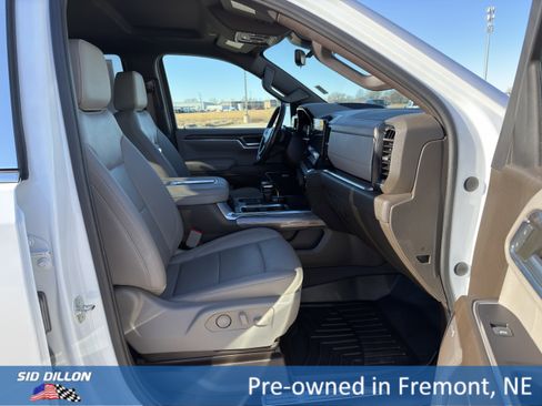 Certified 2022 Chevrolet Silverado 1500 LTZ w/ Technology Package image 18