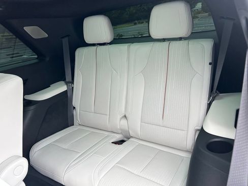 Used 2026 Cadillac Vistiq Sport w/ LPO, Floor Liner Package AWD/4WD image 43