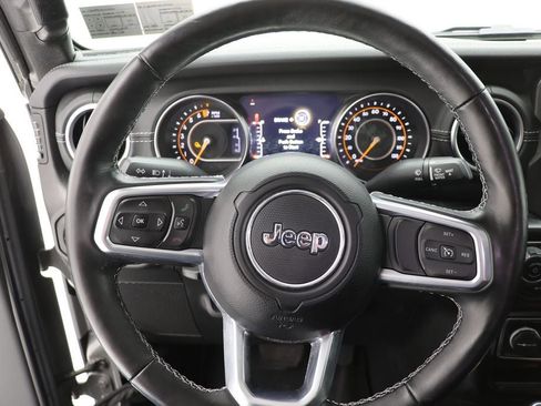 Used 2022 Jeep Gladiator Overland w/ Popular Equipment Package image 18