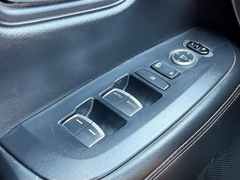 Used 2024 Honda HR-V Sport image 17