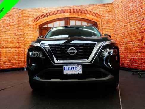 Certified 2023 Nissan Rogue SV AWD/4WD image 2