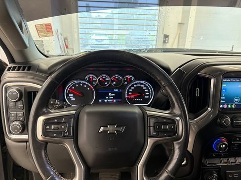 Used 2021 Chevrolet Silverado 1500 RST w/ Z71 Off-Road Package AWD/4WD image 23