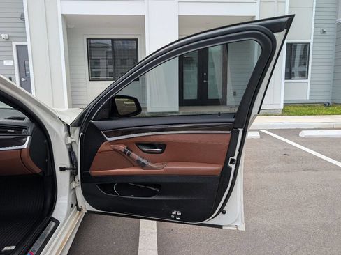 Used 2013 BMW 528i Sedan image 20