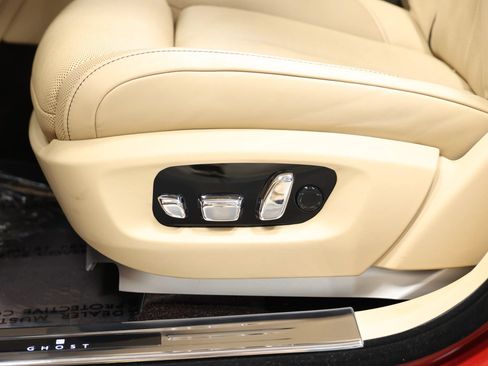 Used 2022 Rolls-Royce Ghost w/ Ghost Package AWD/4WD image 16