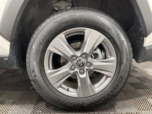 Used 2023 Toyota RAV4 XLE w/ Convenience Package image 26