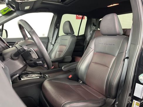 Used 2023 Honda Ridgeline Black Edition image 4