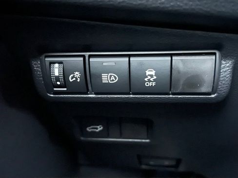 Used 2026 Toyota Corolla Cross XLE w/ Convenience Package image 29