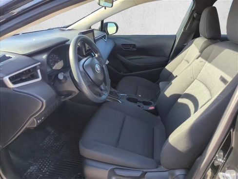 Certified 2025 Toyota Corolla LE FWD image 10