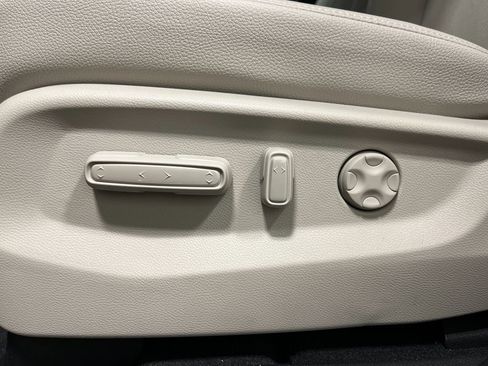 New 2026 Honda Odyssey EX-L image 9