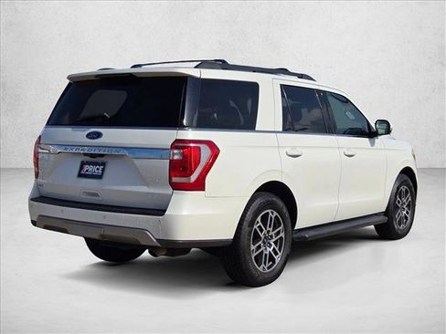 Used 2020 Ford Expedition XLT w/ Equipment Group 201A RWD image 5