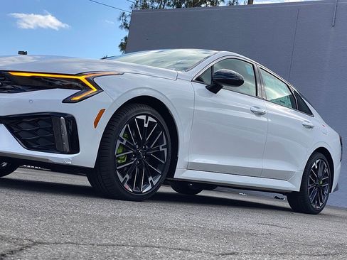 New 2026 Kia K5 GT FWD image 10