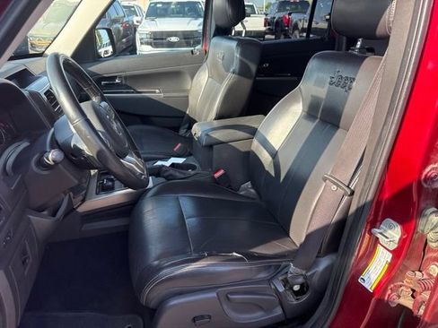 Used 2012 Jeep Liberty Limited Jet w/ Comfort/Convenience Group AWD/4WD image 11
