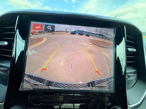 New 2026 RAM 1500 4x4 Crew Cab image 37